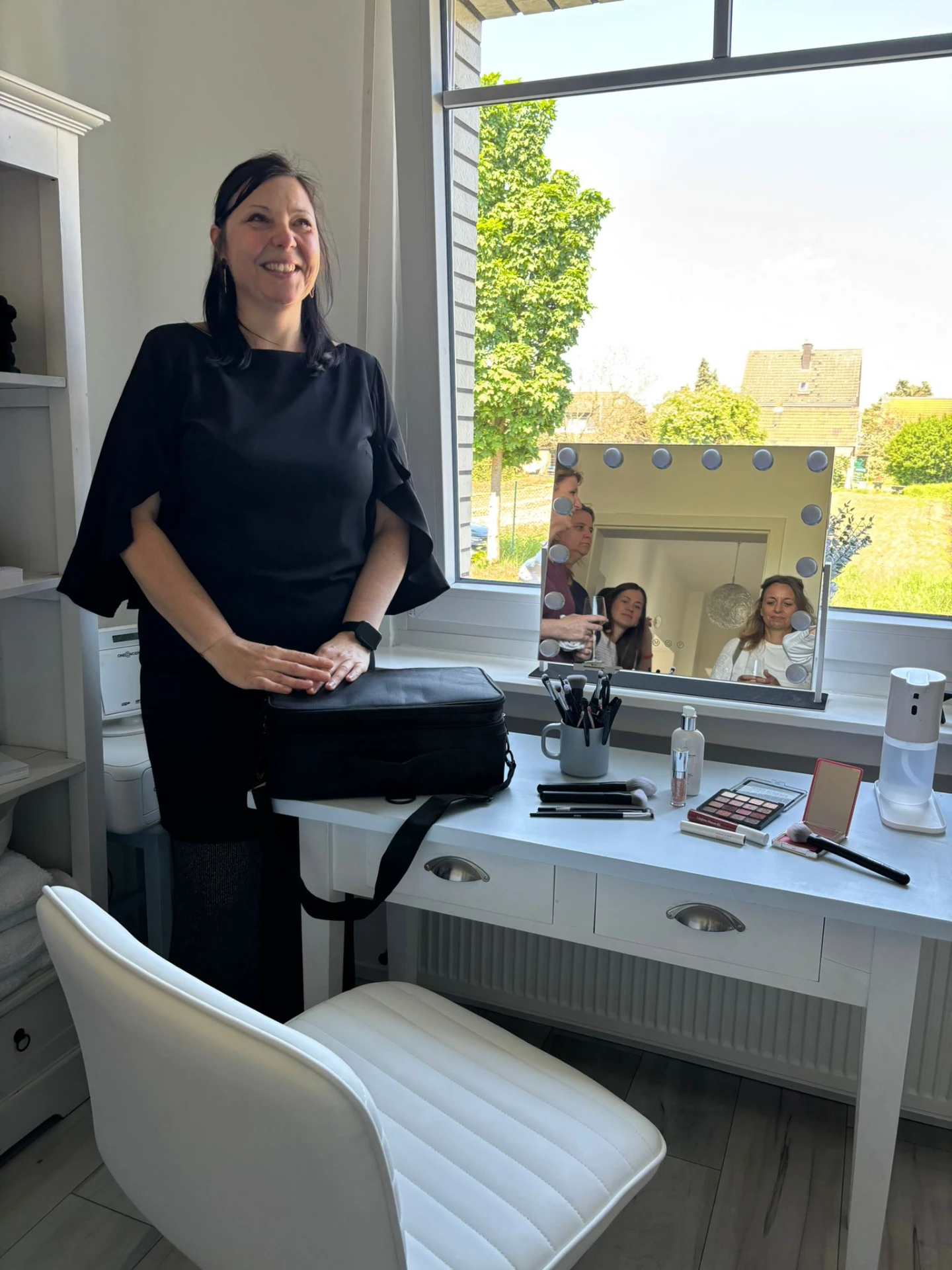 Nicole Christandl, Kosmetikerin und Make-up Artistin, in ihrem Studio